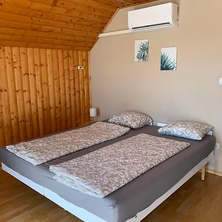 Apartament Tom Balatonlelle